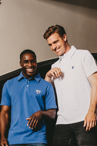 Das herrschaftliche Poloshirt, Made in Germany, in höchster Qualität, mit Hemdkragen, vielfältig nutzbar, nachhaltig produziert und zu jedem Anlass zu tragen. Feel the Seal - von Simon.