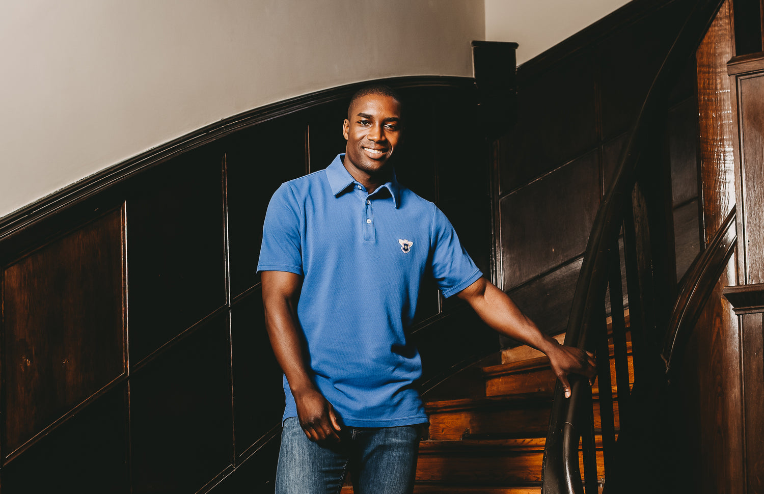 Herrschatlich amutig in diesem adeligen Poloshirt von von Simon.